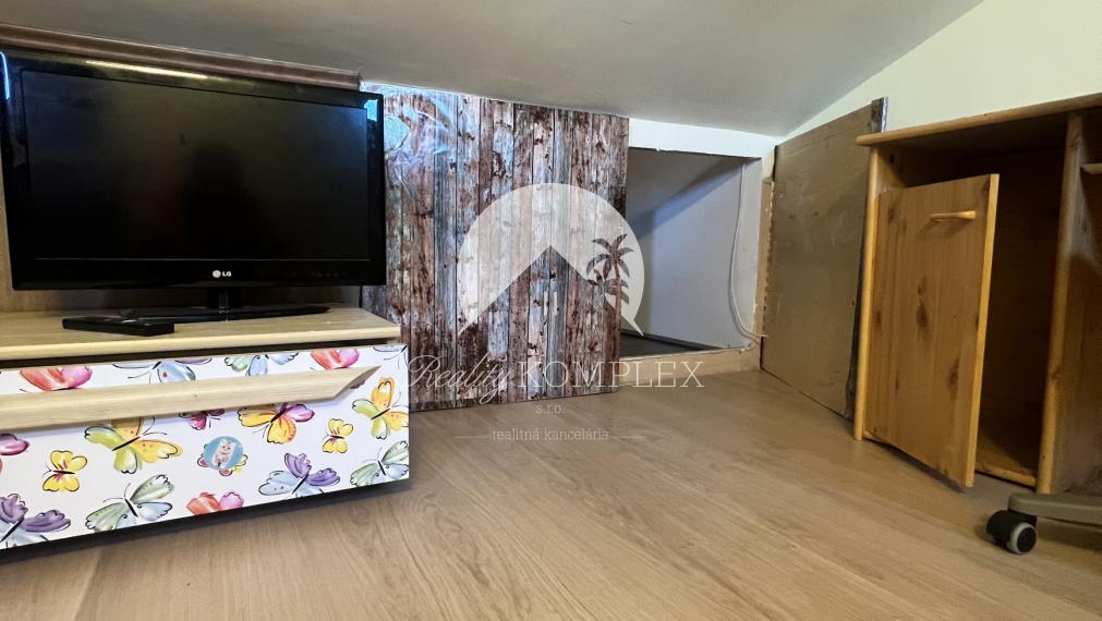 Útulný víkendový domček v Győri (HU) na PREDAJ za dobrú cenu!!