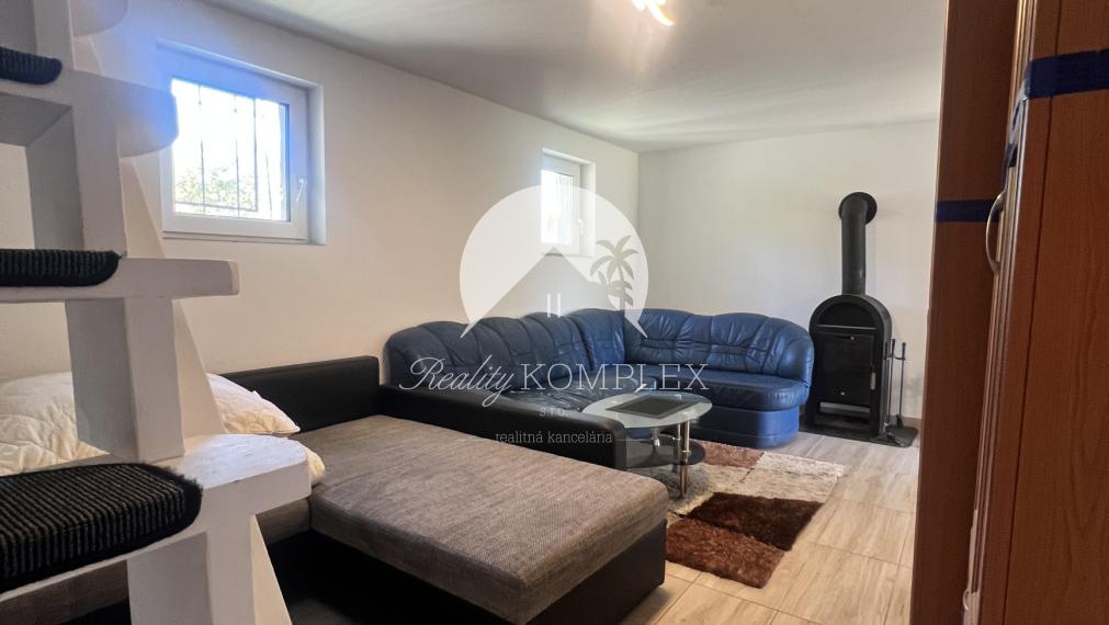 Útulný víkendový domček v Győri (HU) na PREDAJ za dobrú cenu!!