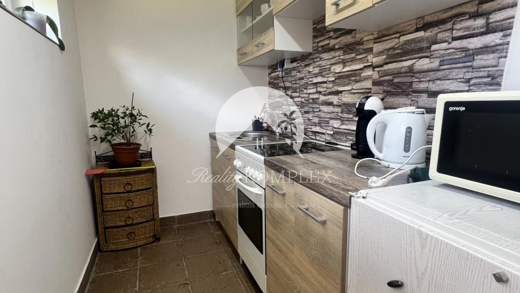 Útulný víkendový domček v Győri (HU) na PREDAJ za dobrú cenu!!