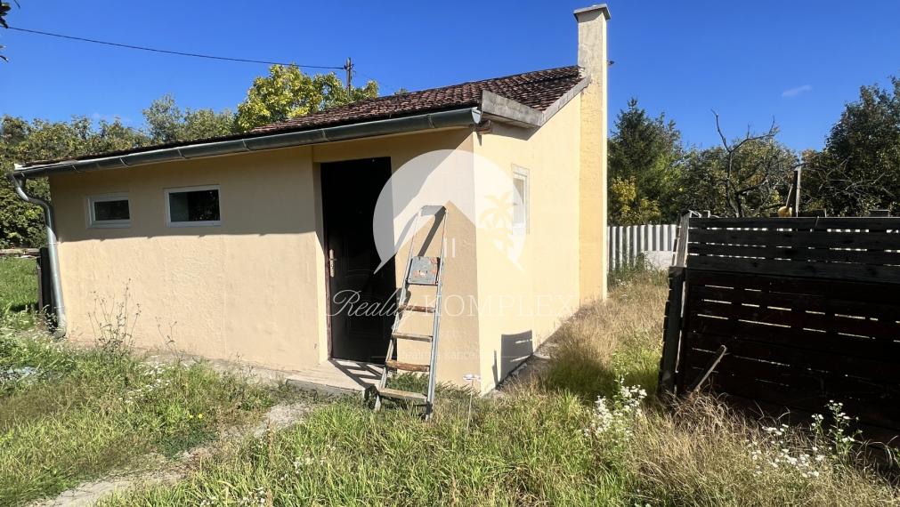 Útulný víkendový domček v Győri (HU) na PREDAJ za dobrú cenu!!
