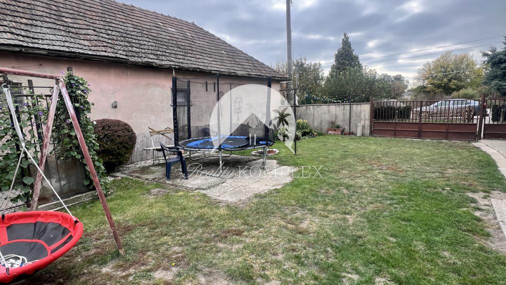 Rodinný dom blízko Komárna na PREDAJ za dobrú cenu!!