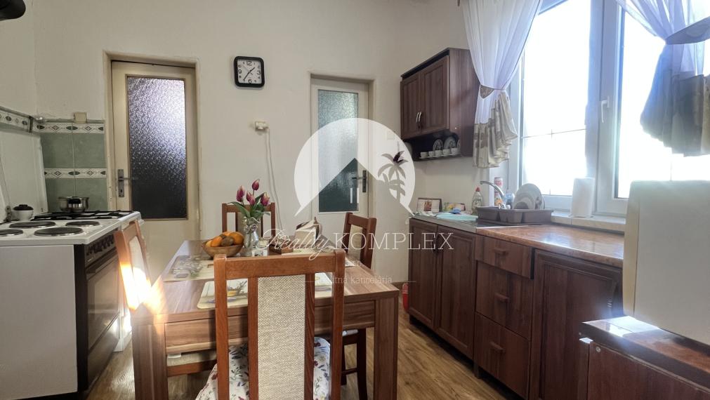 Zachovalý rodinný dom za dobrú cenu v Strekove na PREDAJ!!