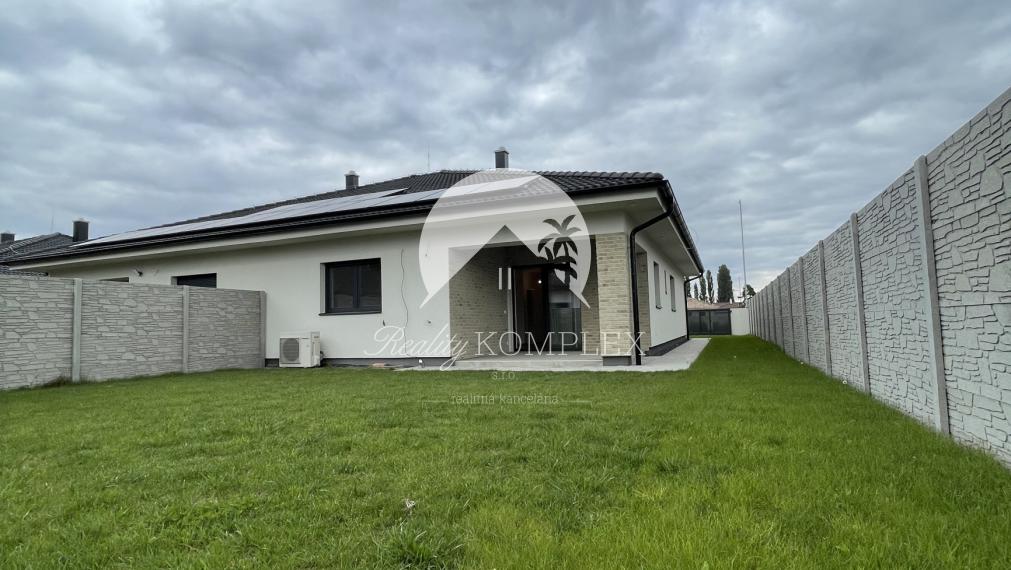 Reality KOMPLEX s.r.o. Vám ponúka modernú 4-izbovú novostavbu v Dunajskej Strede