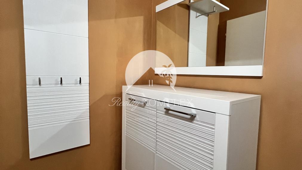 Do NÁJMU pekný, úplne zrekonštruovaný 2-izbový byt s balkónom v Šrobárovej!