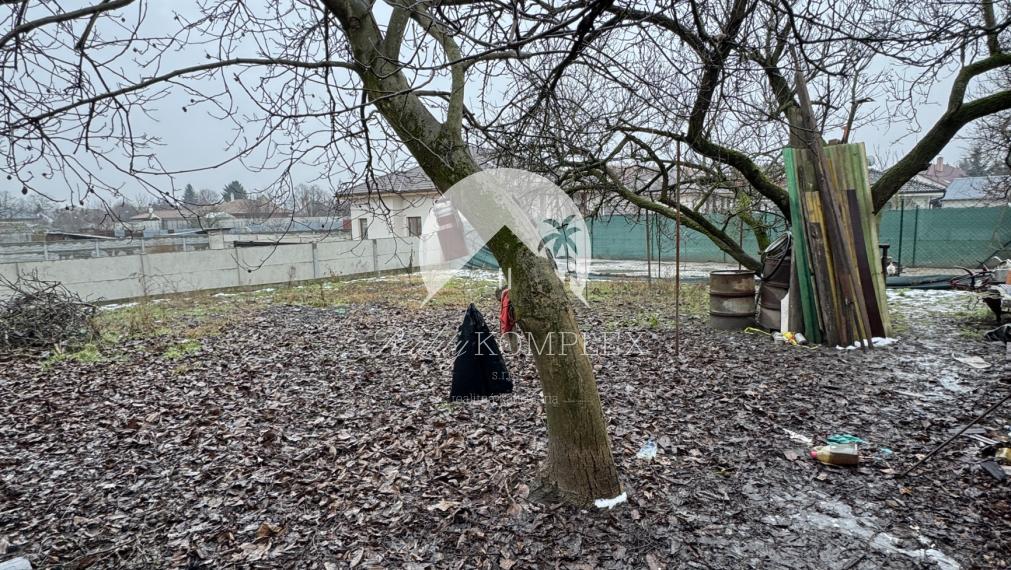 Reality KOMPLEX s.r.o. Vám ponúka na predaj 5-izbový rodinný dom v Rohovciach