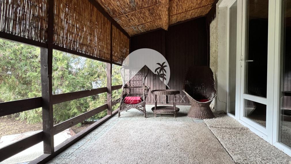 Reality KOMPLEX s.r.o. Vám ponúka na predaj priestranný rodinný dom s veľkým pozemkom v obci Chotín