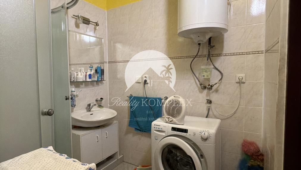 REALITY KOMPLEX – ponúka na predaj exkluzívne 3-izbový byt v obci Zlatná na Ostrove