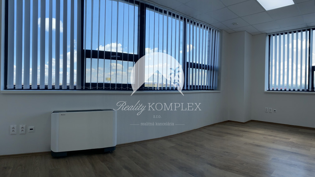 Reality KOMPLEX s.r.o. Vám ponúka na prenájom nebytového priestoru v meste  Komárno!