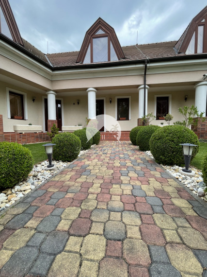 SKVELÁ INVESTÍCIA-Reality KOMPLEX s.r.o. Vám ponúka na predaj LUXUSNÝ PENZIÓN, Malá Lúč!