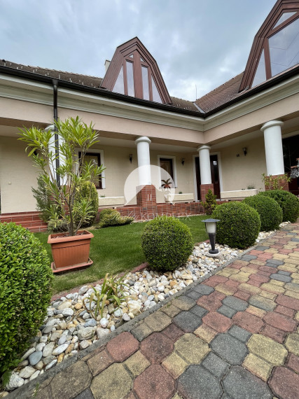 SKVELÁ INVESTÍCIA-Reality KOMPLEX s.r.o. Vám ponúka na predaj LUXUSNÝ PENZIÓN, Malá Lúč!