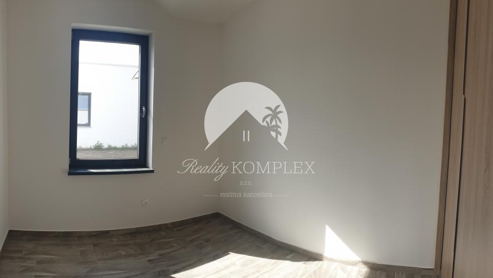 IV.ETAPA-Reality KOMPLEX s.r.o. Vám ponúka na PREDAJ 3 izbové rodinné domy - NOVOSTAVBY v Dolnom Bare