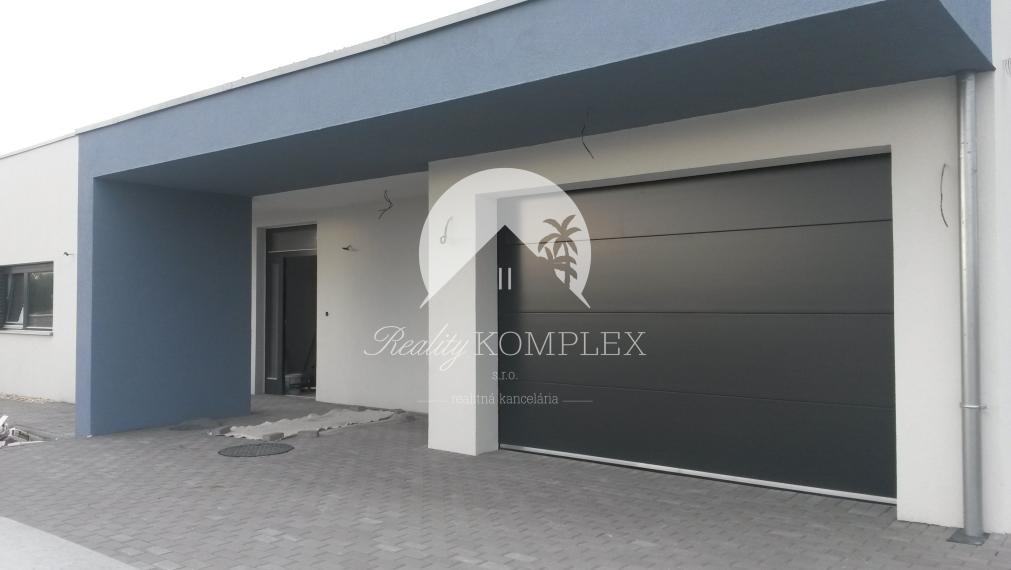 IV.ETAPA - Reality KOMPLEX s.r.o. Vám ponúka na PREDAJ 4 izbové rodinné domy - NOVOSTAVBY v Dolnom Bare!