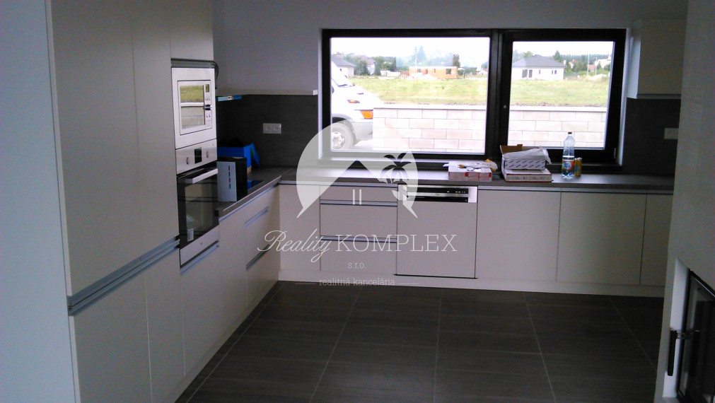 IV.ETAPA - Reality KOMPLEX s.r.o. Vám ponúka na PREDAJ 4 izbové rodinné domy - NOVOSTAVBY v Dolnom Bare!