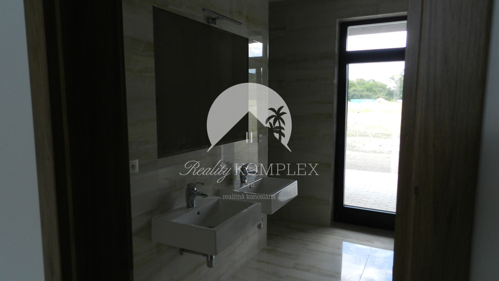 IV.ETAPA - Reality KOMPLEX s.r.o. Vám ponúka na PREDAJ 4 izbové rodinné domy - NOVOSTAVBY v Dolnom Bare!