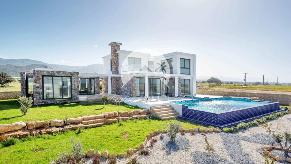 CYPRUS!!!!!CYPRUS - Reality KOMPLEX s.r.o. Vám ponúka skvelú investičnú príležitosť