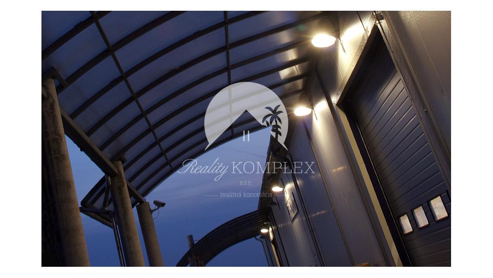 REALITY KOMPLEX s.r.o. Vám ponúka na predaj alebo na PRENÁJOM obchodno-skladové priestory v Maďarsku pri diaľnici M7!