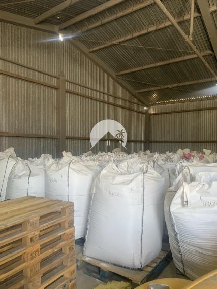 Reality KOMPLEX s.r.o. Vám ponúka do prenájmu haly, sklady, kancelárske priestory v polyfunkčnej budove v Chotíne