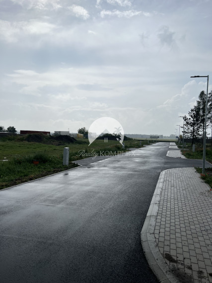 Reality KOMPLEX s.r.o. Vám ponúka na PREDAJ 9 lukratívnych pozemkov v Šamoríne, časť Bučuháza