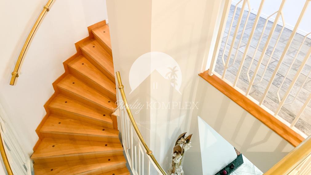 Reality KOMPLEX s.r.o.,Vám ponúka EXKLÚZÍVNE nádherný 4-izbový rodinný dom v Dunajskej Strede