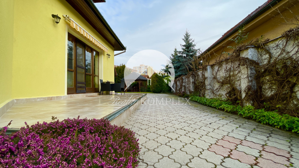 Reality KOMPLEX s.r.o.,Vám ponúka EXKLÚZÍVNE nádherný 4-izbový rodinný dom v Dunajskej Strede