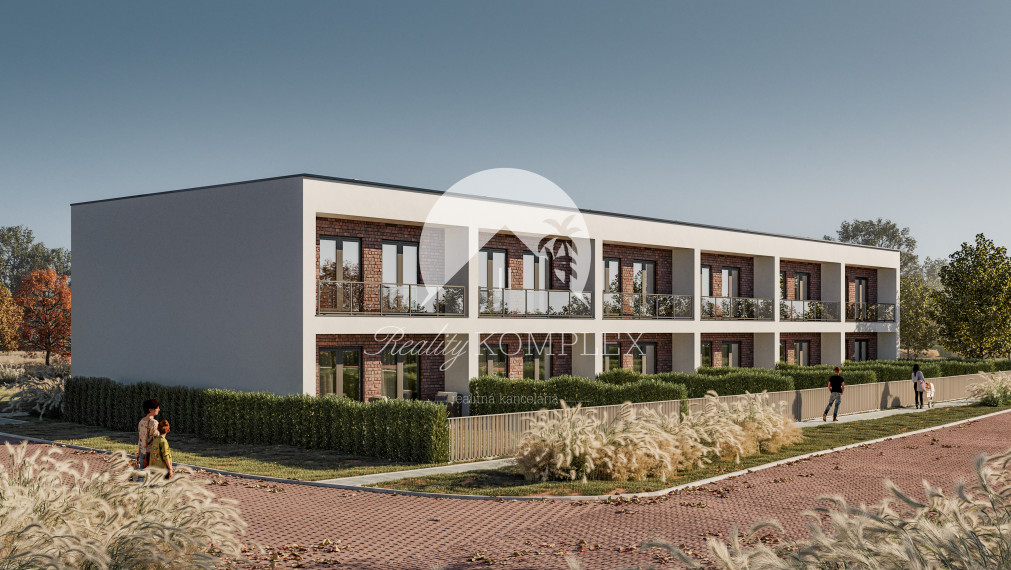 Reality KOMPLEX s.r.o.  Vám predstavuje na PREDAJ jedinečnú príležitosť bývania v rodinných radových domov v srdci obce Okoličná na Ostrove.