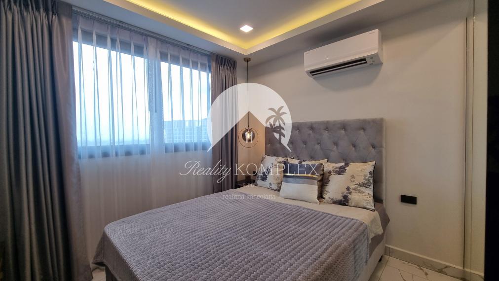 IBA U NÁS! Skvelá investícia Reality KOMPLEX s.r.o ponúka na predaj 3 izbový byt v Arcadia Millenium Tower.