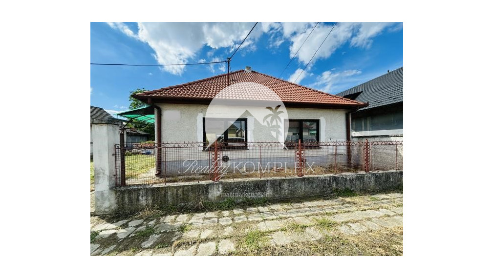 Exkluzívne iba u nás Vám Reality KOMPLEX s.r.o., ponúka na predaj rodinný dom v meste Kolárovo