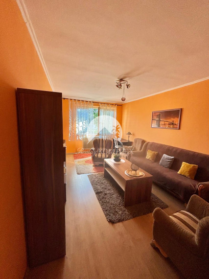 -10.900€ !!!LEN U NÁS!!! Reality KOMPLEX s.r.o., Vám ponúka na predaj 3 izbový  priestranný zrekoštruovaný byt s loggiou v Hurbanove!!!
