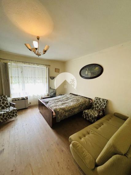 Reality Komplex s.r.o. ELADÁSRA kínál egy nagy telket régi vidéki házzal Nagylúdc községben!