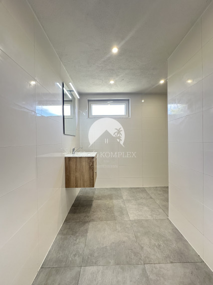 Reality KOMPLEX s.r.o., Vám ponúka na predaj rodinný dom v Komárne, časť Veľký Harčáš