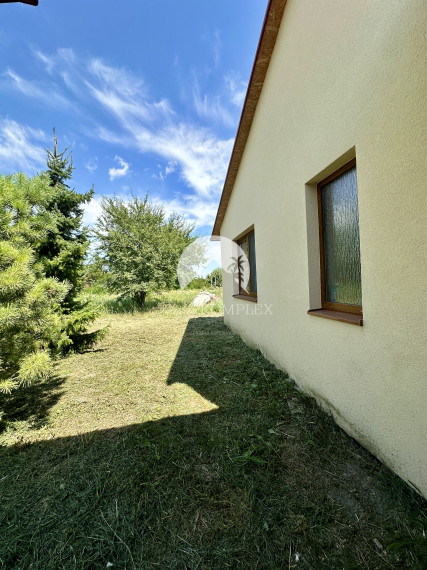 Reality KOMPLEX s.r.o., Vám ponúka na predaj rodinný dom v Komárne, časť Veľký Harčáš