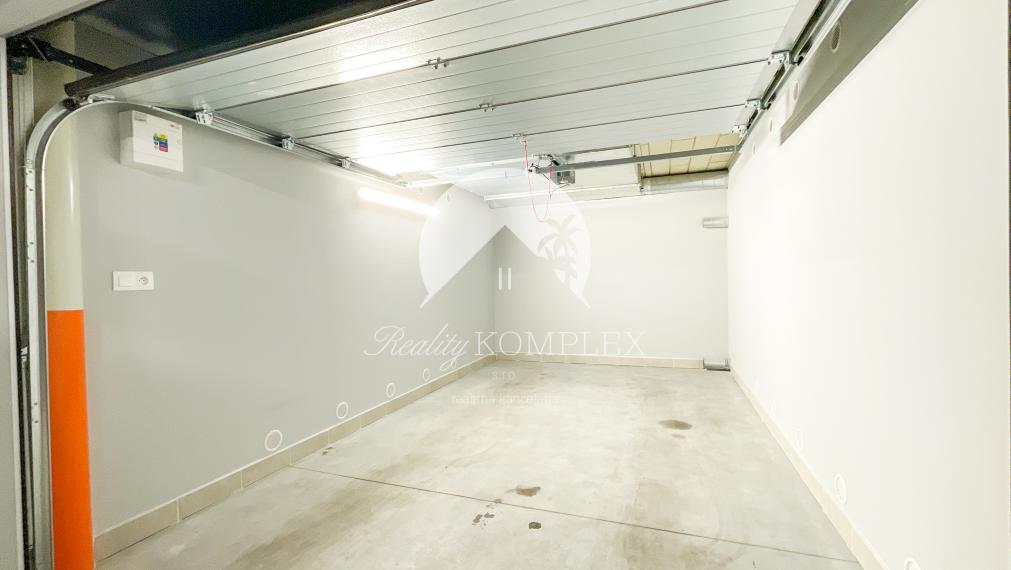 Reality KOMPLEX s.r.o., Vám ponúka na PREDAJ garáž v Dunajskej Strede