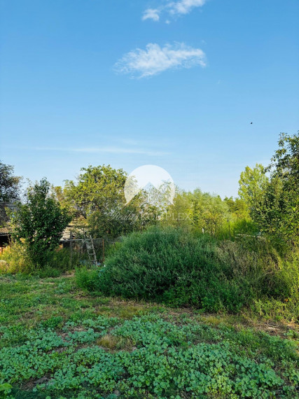 Reality KOMPLEX s.r.o., Vám EXKLUZÍVNE ponúka na predaj krásne miesto blízko Malého Dunaja v obci Veľký Ostrov