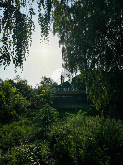 Reality KOMPLEX s.r.o., Vám EXKLUZÍVNE ponúka na predaj krásne miesto blízko Malého Dunaja v obci Veľký Ostrov