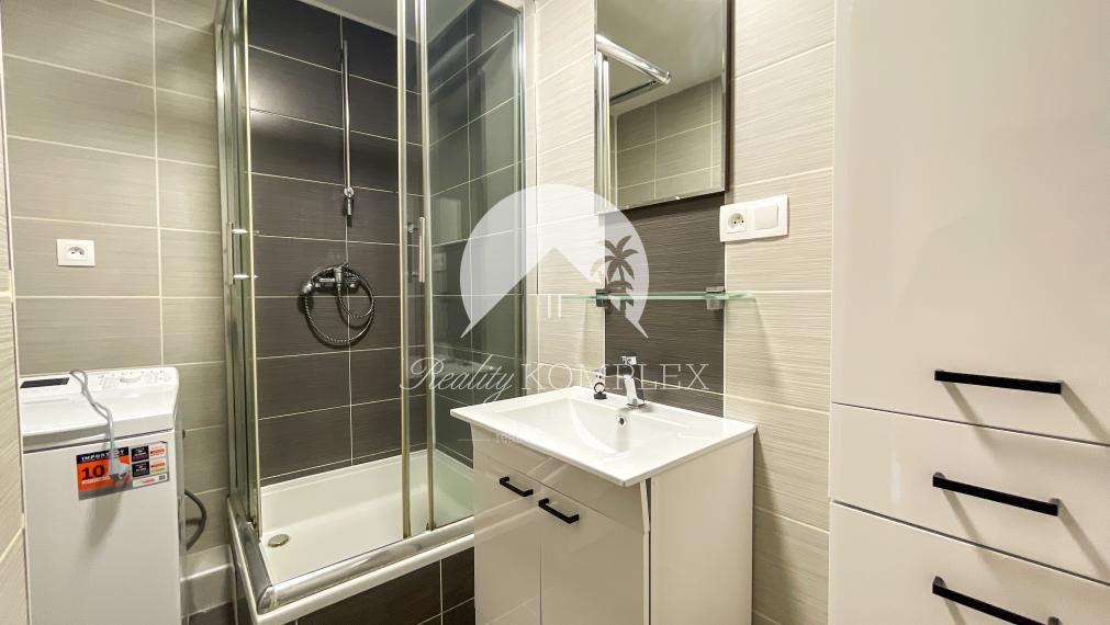 Reality KOMPLEX s.r.o. Vám ponúka  NA PRENÁJOM 3 izbový byt v Dunajskej Strede.