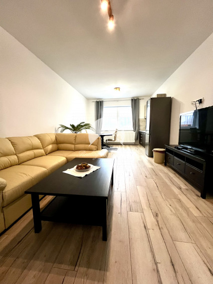 Reality KOMPLEX s.r.o. Vám ponúka na PRENÁJOM pekný 2 izbový byt v Dunajskej Strede