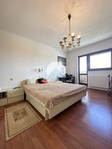 Reality KOMPLEX s.r.o. Vám ponúka EXKLUZÍVNE  na predaj rodinný dom s hospodárskymi budovami v obci Vozokany okr.Galanta