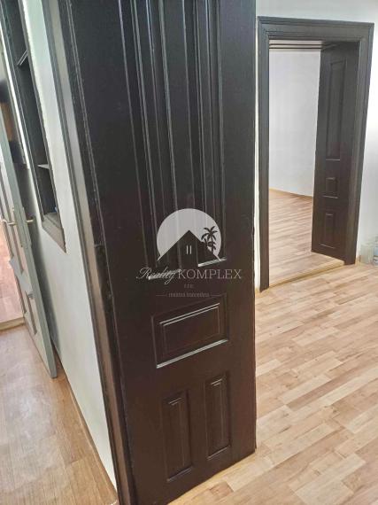 Reality komplex s.r.o., Vám ponúka kompletne  rekonštruovaný 4 izbový rodinný dom v obci Marcelová !