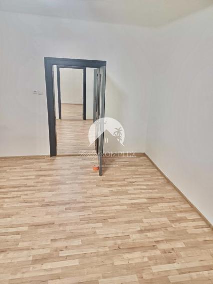 Reality komplex s.r.o., Vám ponúka kompletne  rekonštruovaný 4 izbový rodinný dom v obci Marcelová !