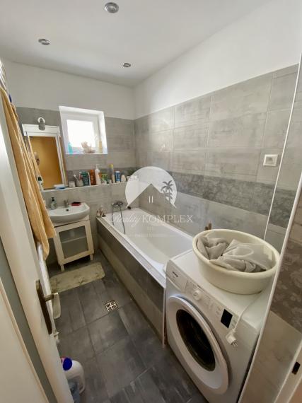 Reality KOMPLEX s.r.o. Vám ponúka NA PREDAJ rodinný dom vo Veľkých Úľanoch.