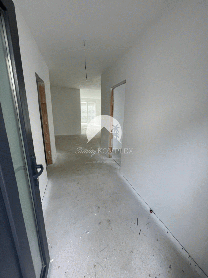 Reality KOMPLEX s.r.o. Vám ponúka 3-izbové byty NA PREDAJ v novostavbe v obci Janíky