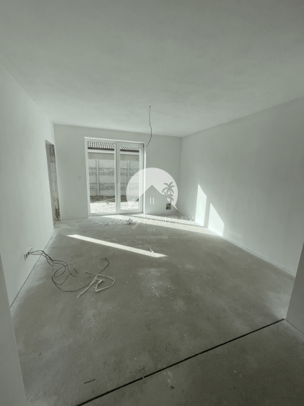 Reality KOMPLEX s.r.o. Vám ponúka 3-izbové byty NA PREDAJ v novostavbe v obci Janíky