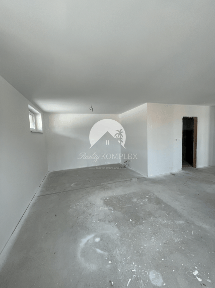 Reality KOMPLEX s.r.o. Vám ponúka 3-izbové byty NA PREDAJ v novostavbe v obci Janíky