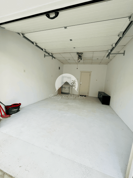 Reality KOMPLEX s.r.o., Vám ponúka komerčný priestor NA PRENÁJOM v Dunajskej Strede.