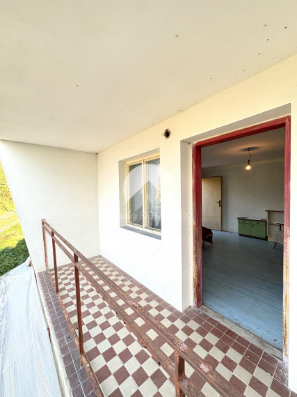 MIMORIADNÁ PONUKA!!! ZĽAVA!!! Iba u nás!!! Reality KOMPLEX s.r.o., Vám ponúka na predaj rekreačnú chatu s klenbovou pivnicou, ktorá sa nachádza v rekreačnej oblasti v obci Kamenica nad Hronom, okres Nové Zámky !!!