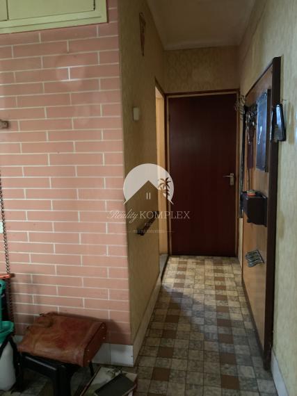 Reality KOMPLEX s.r.o. Vám ponúka na PREDAJ zachovalý rodinný dom v historickom centre Komárna!!