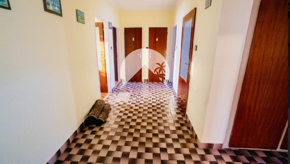 Reality KOMPLEX s.r.o., Vám ponúka na predaj 4-izbový dvojpodlažný rodinný dom v meste Hurbanovo