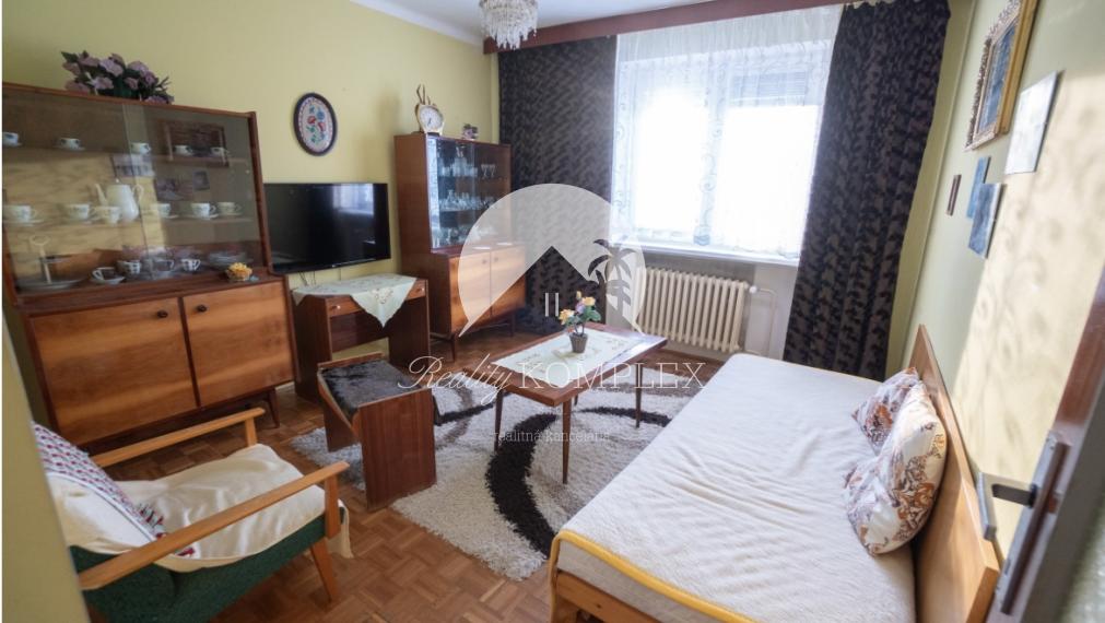 Reality KOMPLEX s.r.o., Vám ponúka na predaj 4-izbový dvojpodlažný rodinný dom v meste Hurbanovo