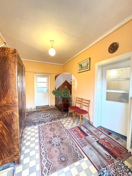 VÝRAZNÁ ZĽAVA !!! MIMORIADNÁ PONUKA!!! Reality KOMPLEX s.r.o., Vám ponúka  zariadený 4 izbový rodinný dom s veľkým pozemkom a s garážou vo vyhľadávanej lokalite v obci Rúbaň okres Nové Zámky !!!