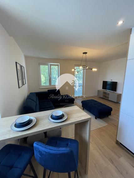 Reality KOMPLEX s.r.o., Vám ponúka na Prenájom 2-izbový byt s loggiou v meste Dunajská Streda